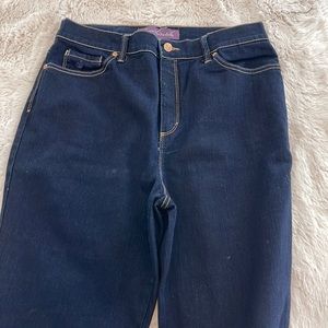 Gloria Vanderbilt Amanda Dark Wash  5 pocket Jeans    12